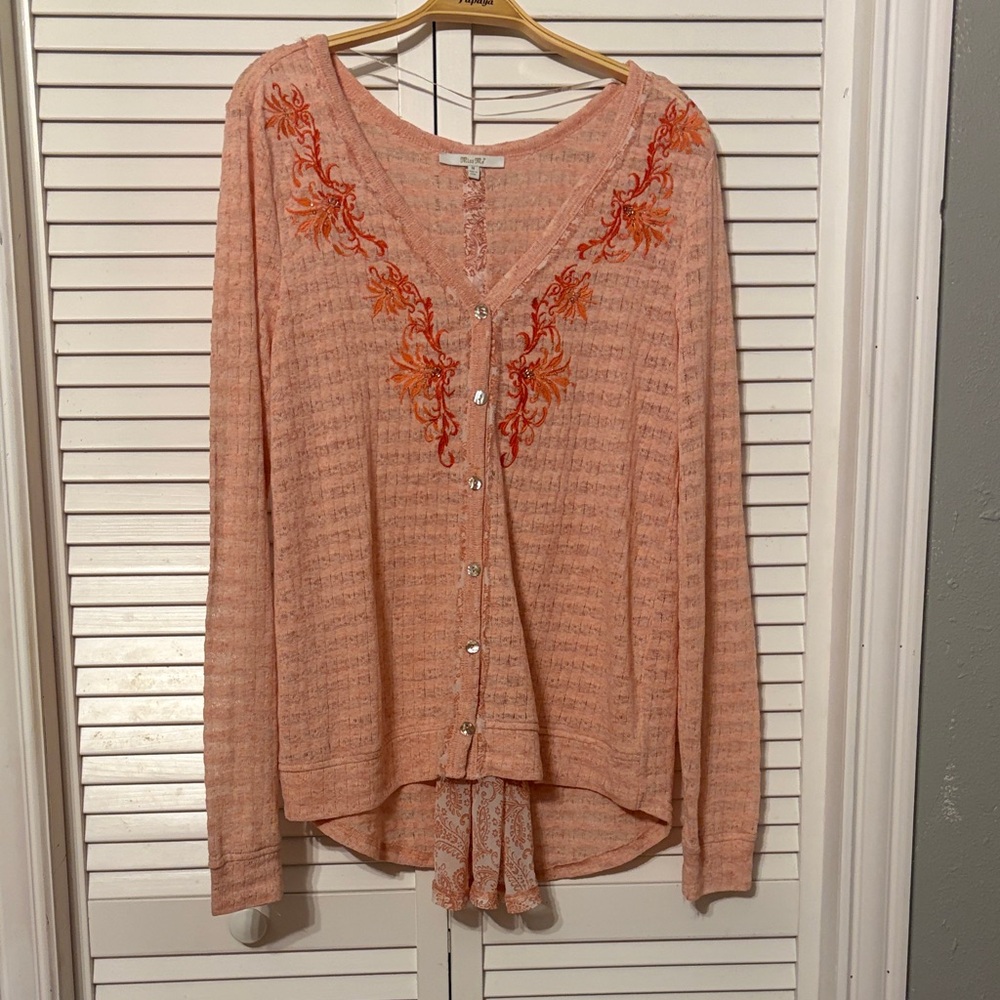 Miss Me Peach Embroidered V-Neck Button Front Women’s Top